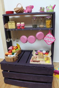 Pallet-Play-Kitchen