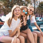 Vasara be „Wi-Fi“: kaip paskatinti paauglį pakilti nuo sofos?